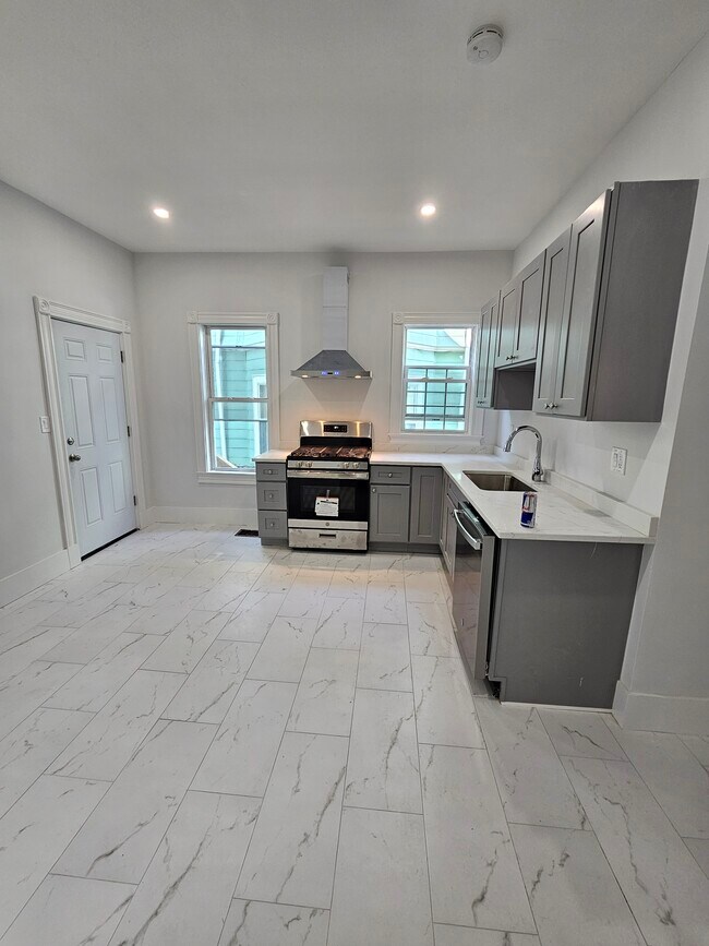 30 Msgr Patrick j Lydon Way unit 1, Dorchester Center, MA 02124 - photo 4