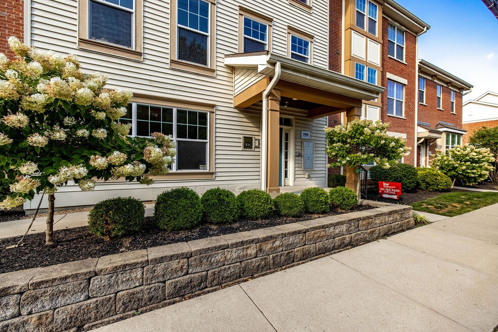 3316 Wasson Rd unit 4B, Cincinnati, OH 45209 - photo 1