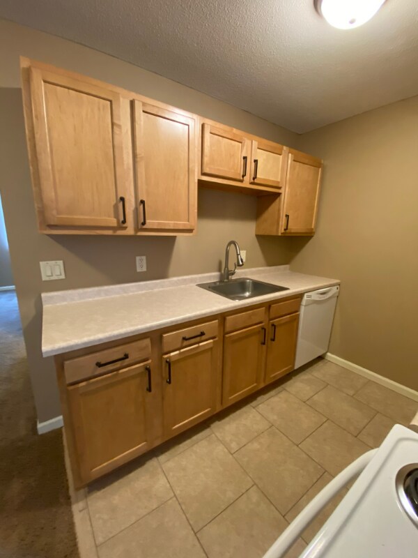 2030 J St unit 9, Lincoln, NE 68510 - photo 6
