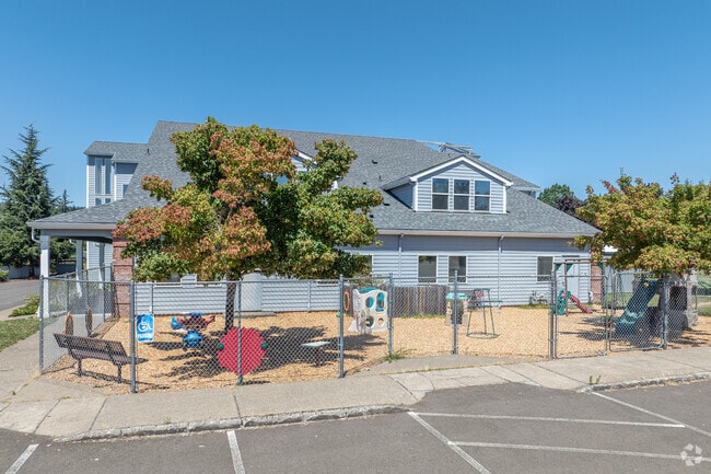 Spring Mountain Christian Academy is a private school serving grades K-12 in Sunnyside.