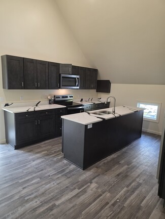 707 W Michigan Ave Unit 707 W Michigan, Jackson, MI 49201