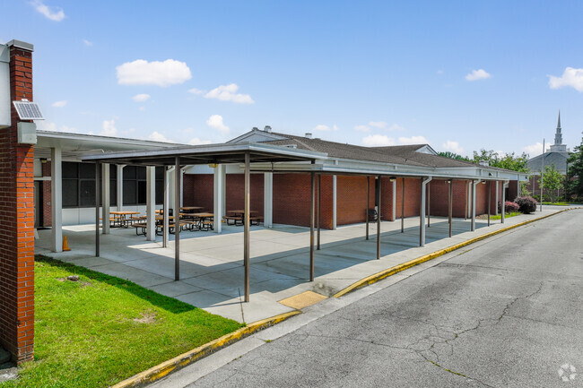 Annette Winn Elementary School was established in 1939 and is named after the first principal.