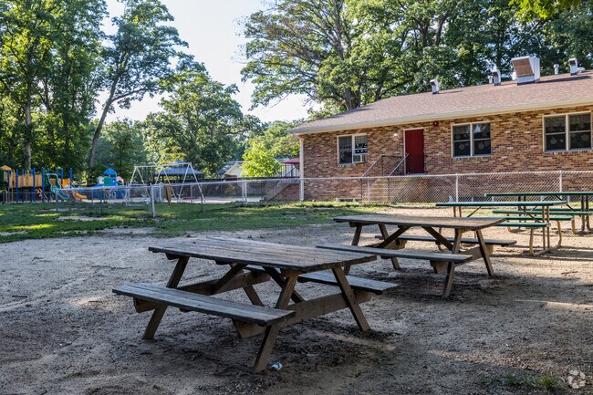 Springfield Academy students can learn, play, and even enjoy their lunch outdoors.