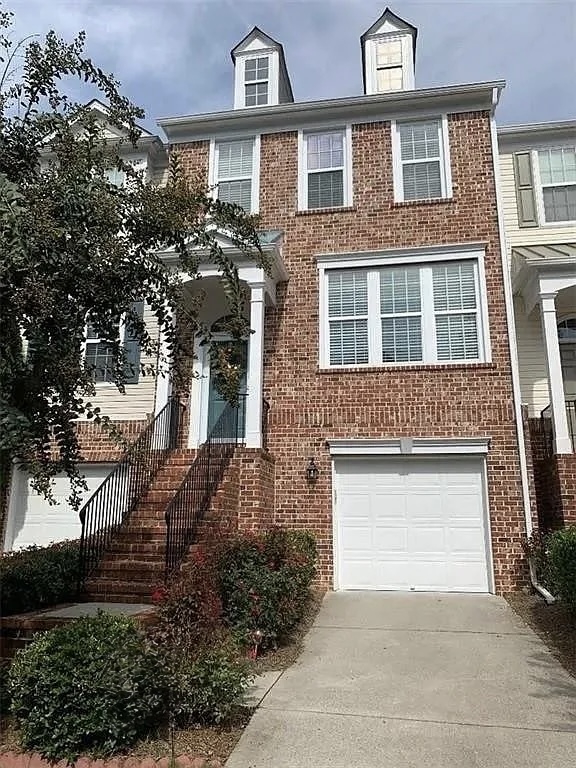 1356 Thornborough Dr, Alpharetta, GA 30004