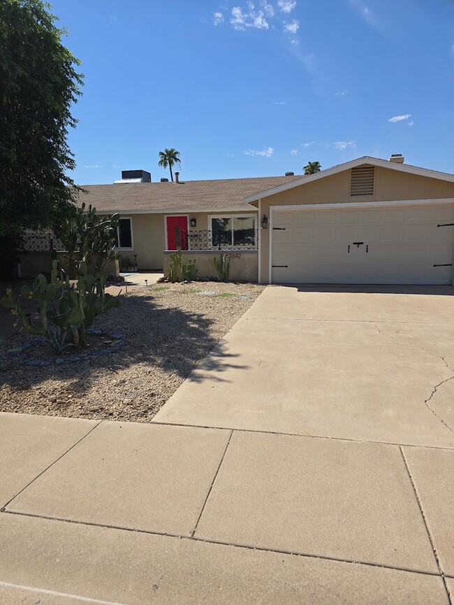 13842 N 38th St, Phoenix, AZ 85032