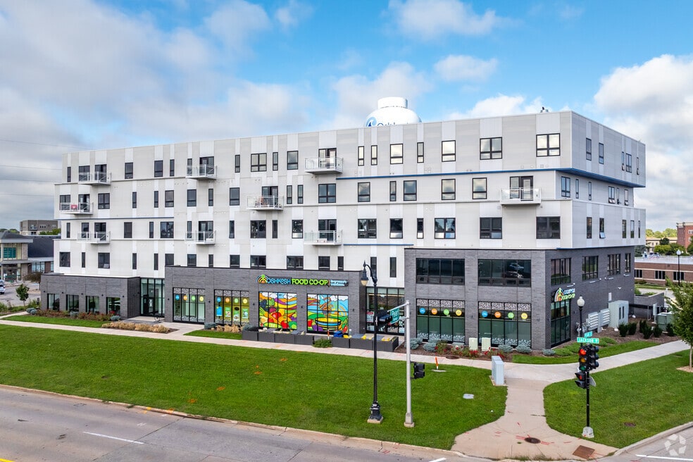 Brio Building, Oshkosh, WI 54901 - photo 1