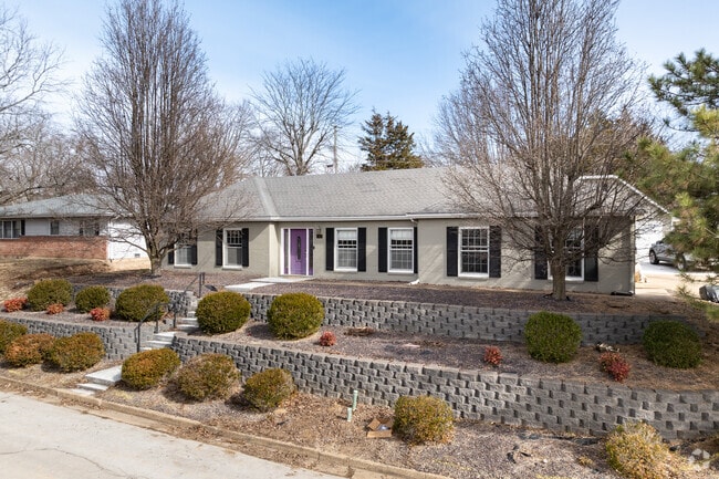 Explore Rolla's charming ranch homes with spacious yards and cozy designs.