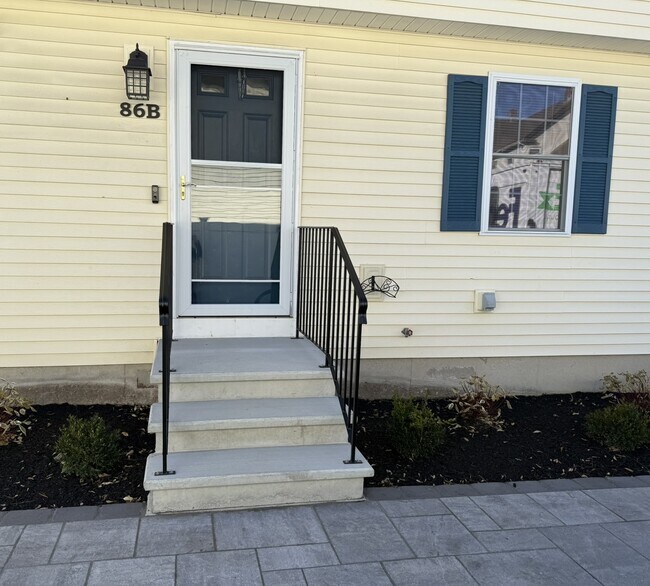 86 Central St, Peabody, MA 01960 - photo 5