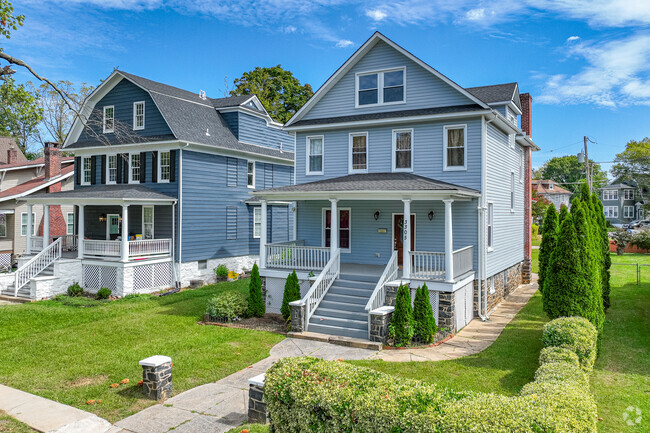Traditional-style homes in Central Forest Park are a timeless feature of the neighborhood.
