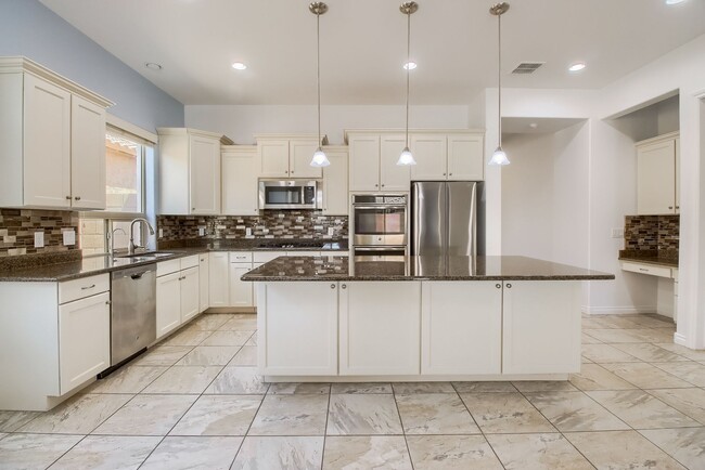 237 E Lynx Place, Chandler, AZ 85249 - photo 2