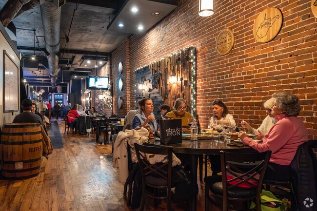 Enjoy a great meal with friends at Hale House in North Charleston, where you can savor delicious food in a charming historic setting.