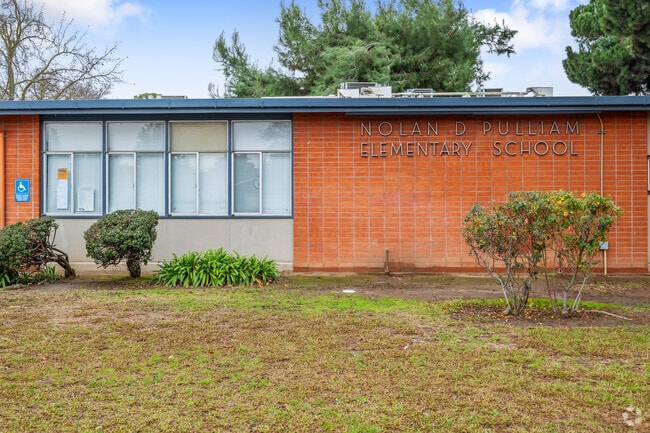 Stockton's Pulliam Elementary is unleashing imagination on the playground at Lincoln West.