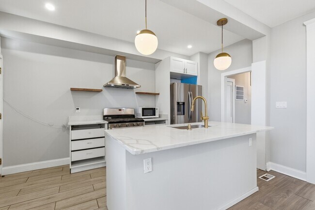 1843 E 29th St, Baltimore, MD 21218 - photo 5