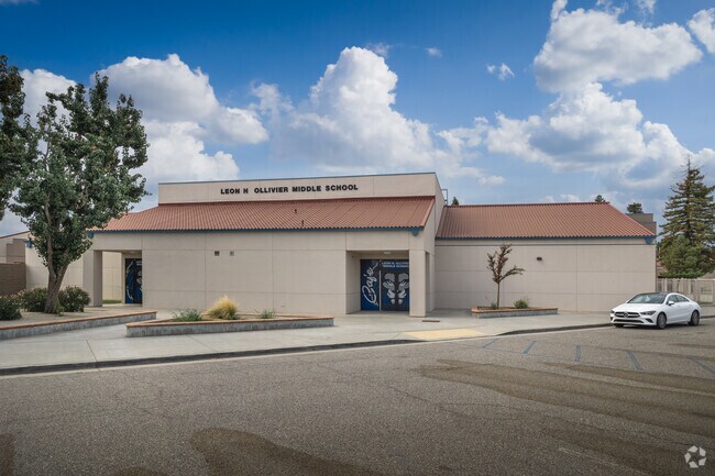 Leon H. Olivier Middle School in Bakersfield offers students excellent after school programs.