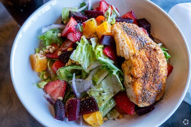 Pleasant Valley is under ten minutes from the most popular restaurants in South Reno.