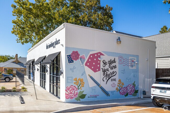 The inviting place creates custom invites for the residents throughout Florence Park.