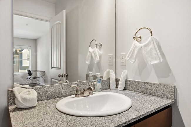 205 Tiliwa Ct unit ID1356302P, Central, SC 29630 - photo 5