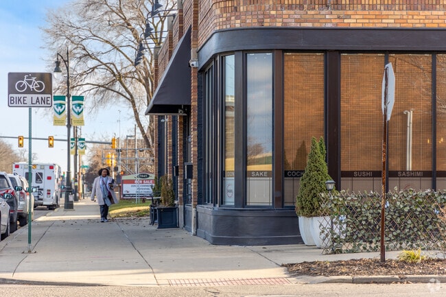 Bash Original Izakaya offers Japanese cuisine in Woodbridge.