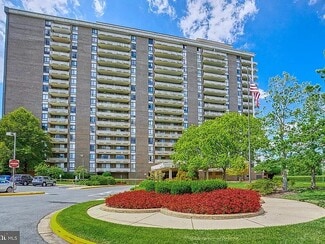 1800 Old Meadow Rd Unit 1520, McLean, VA 22102