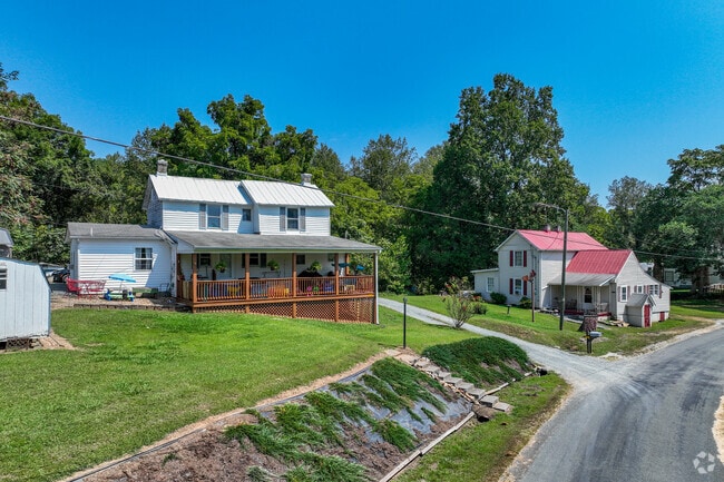 Schuyler offers larger three-bedroom properties that can be in the colonial style.