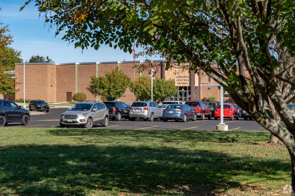 Gowanda High School has an overall B rating on Niche.
