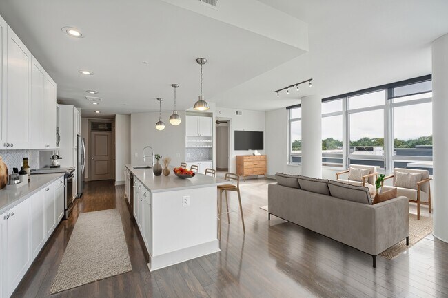 Haden, McLean, VA 22102 - photo 2