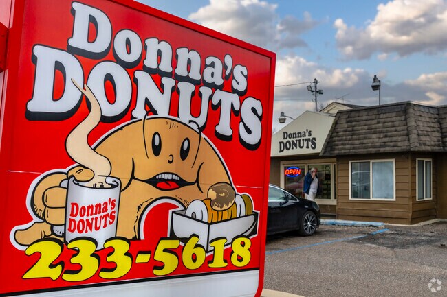 South Side locals head to Donna's Donuts for freshly made donuts daily.