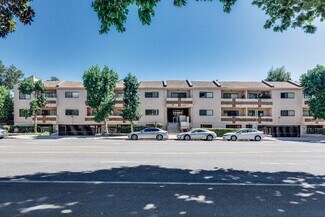 12244 Riverside Dr, Valley Village, CA 91607