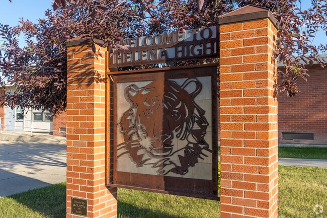 Helena High School offers an advanced plecement program.