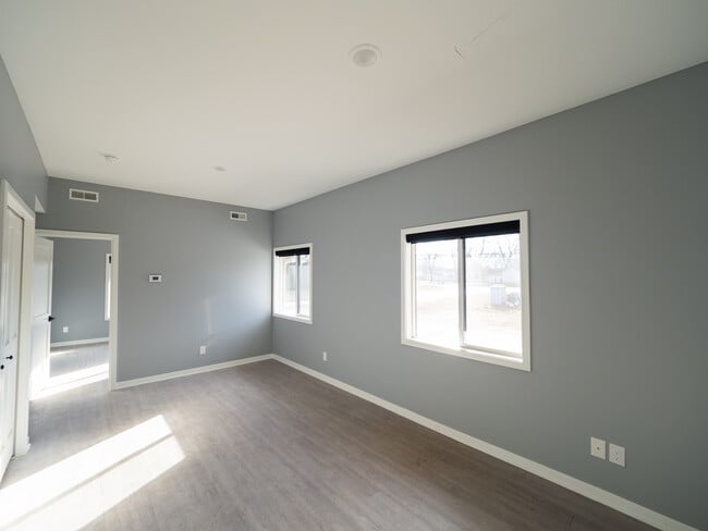 Stonehorse Apartments, Jackson, MI 49201 - photo 3