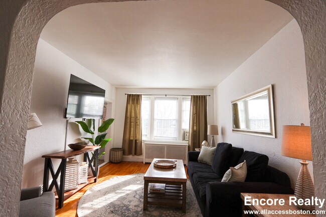 90 Kilsyth Rd unit 44, Brighton, MA 02135 - photo 3