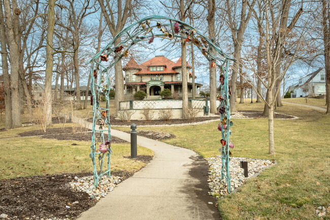 On Winona Lake, The Beyer Home, belonged to the Beyer brothers who were a family of dairy farmers and did much to improve the way of life for the residents of Warsaw.