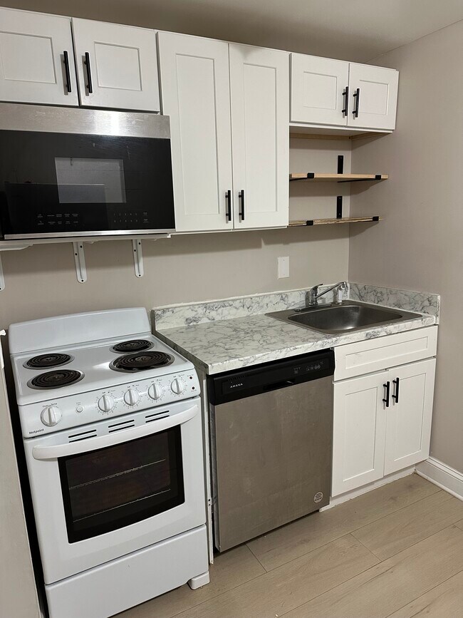 120 Chappell Rd SW unit 1, Atlanta, GA 30314 - photo 6