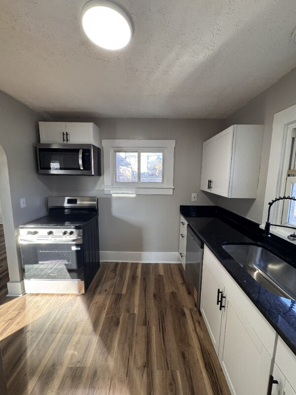 208 W Brown Ave, Bellefontaine, OH 43311