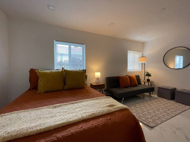 2802 SW 21st St unit ID1056542P, Miami, FL 33145 - photo 4