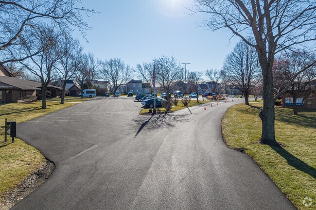 North Aurora Seventh-Day Adventist School has a student-teacher ratio of 14 to 1.