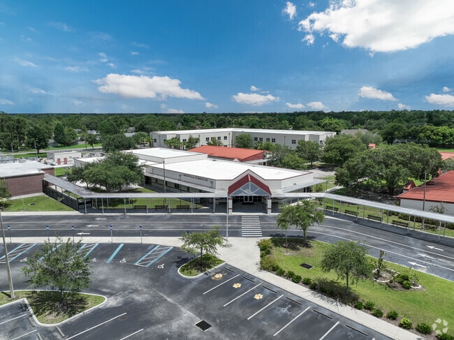 Kids love the campus of Bonneville Elementary School.