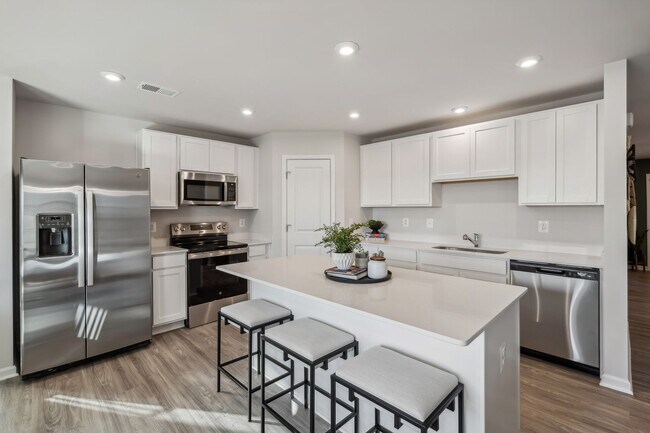 58 Tipton Rd, Charles Town, WV 25414 - photo 3