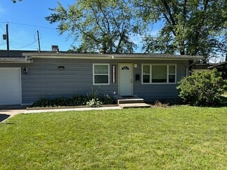 411 Douglass Ct, Iowa City, IA 52246