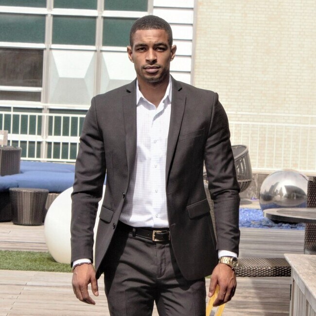Agent Photo