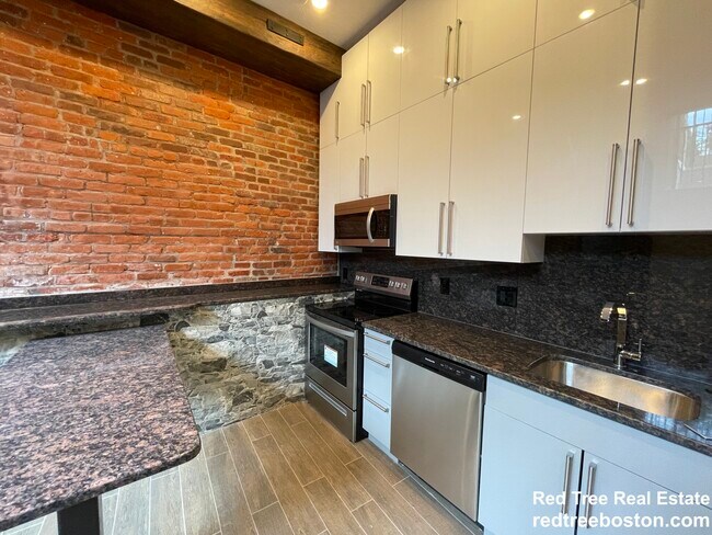 1030 Commonwealth Ave unit 102, Boston, MA 02215 - photo 5