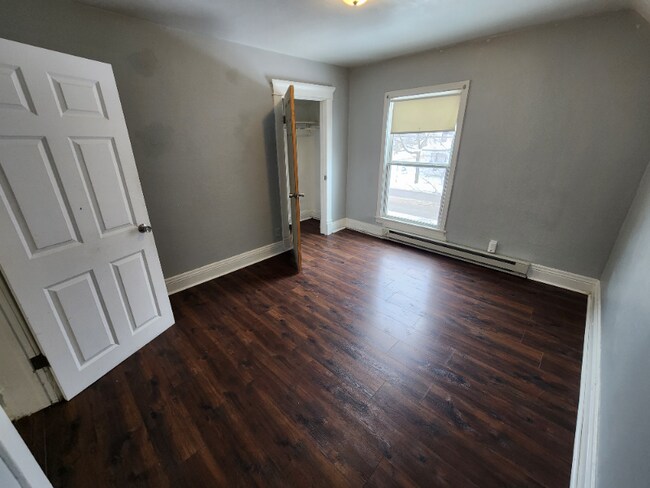 1119 Lake St unit 2, Kalamazoo, MI 49001 - photo 5