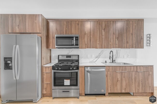 Citrine Hollywood, Los Angeles, CA 90027 - photo 4