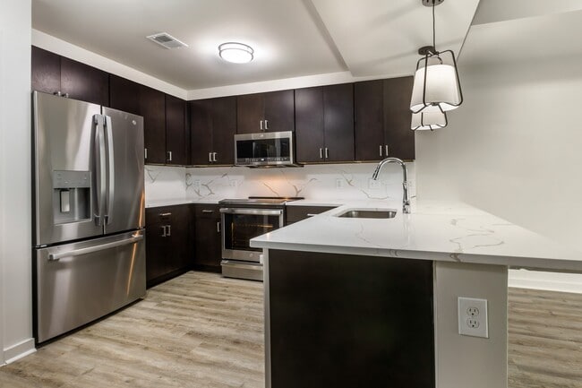 The M by RADIUS, Atlanta, GA 30309 - photo 7