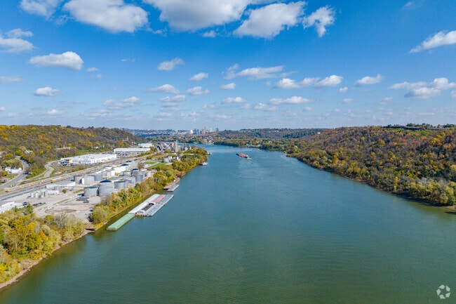 Riverside Semadsville residents can enjoy the Ohio River in their backyard.