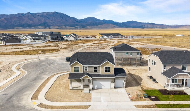 5463 N Saddle Stone Dr, Eagle Mountain, UT 84005 - photo 5