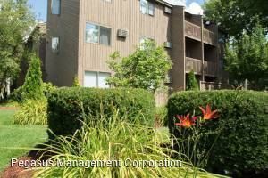 10 Center St, Merrimack, NH 03054