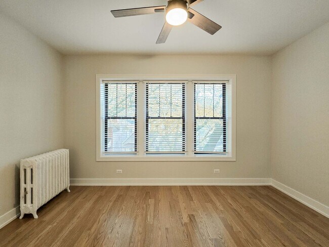 2257 W Argyle St unit 3, Chicago, IL 60625 - photo 4