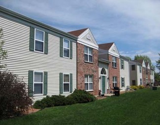 128 W Bell St, Neenah, WI 54956