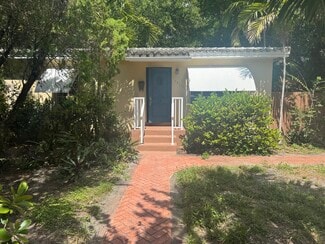 12110 NE 11th Place, North Miami, FL 33161